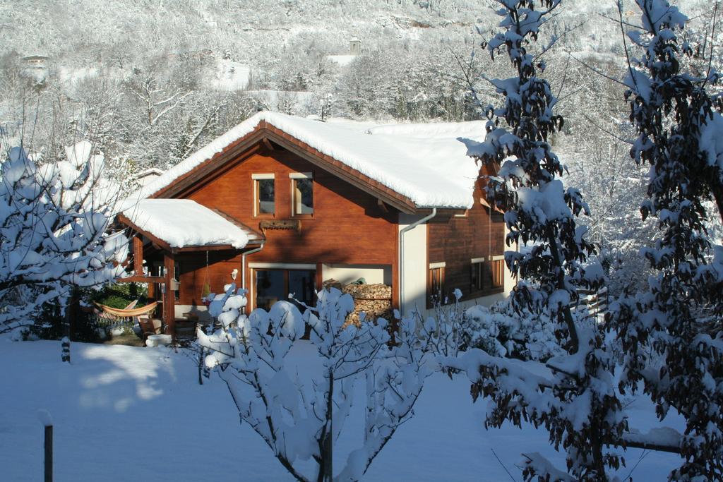 Chambre D'Hotes "Les Crets" Mercury-Gémilly Kültér fotó