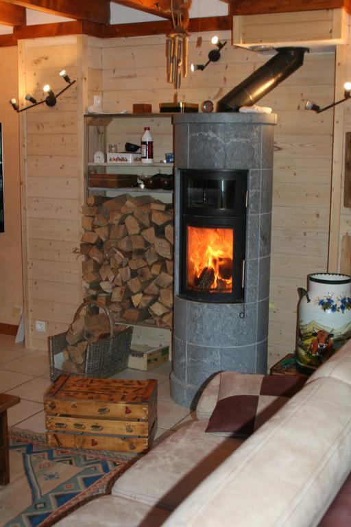 Chambre D'Hotes "Les Crets" Mercury-Gémilly Kültér fotó