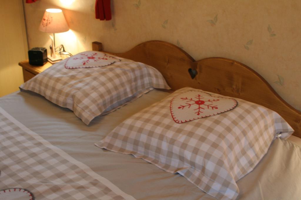 Chambre D'Hotes "Les Crets" Mercury-Gémilly Kültér fotó